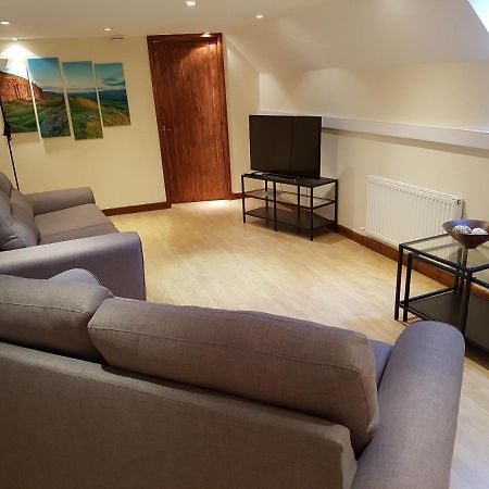 The Loft Apartment 阿伯加文尼 外观 照片